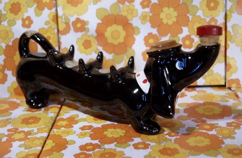 ダックスフント型デカンタ・お酒などに 犬型陶器置物 欠品あり OM45