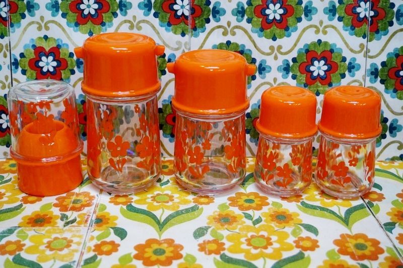 ナック カスターセット 調味料入れ 花柄オレンジレッド DC277