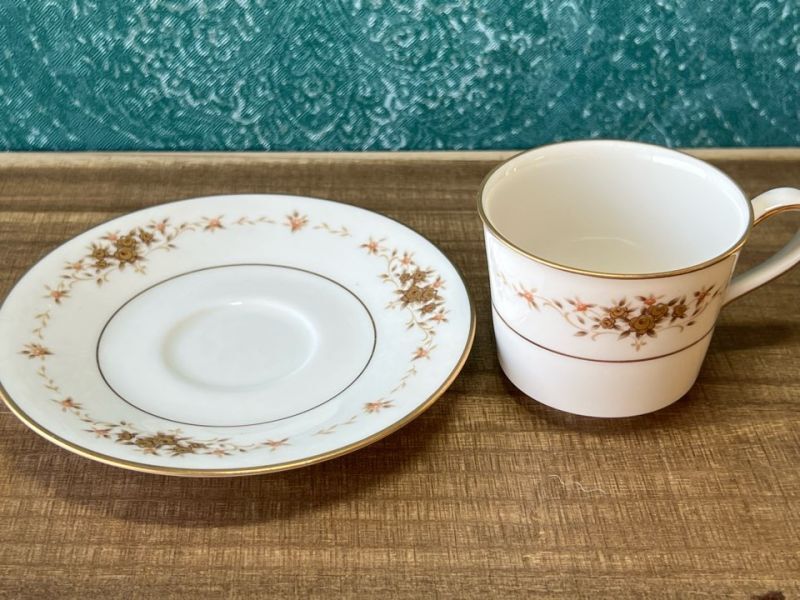 NORITAKEノリタケ アイボリーチャイナ サフォーク デミタスカップ