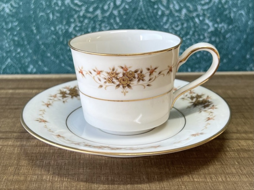 NORITAKEノリタケ アイボリーチャイナ サフォーク デミタスカップ