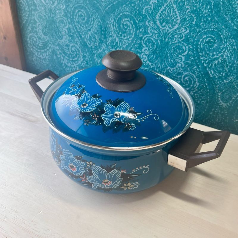 LE CREUSET グラデーションライトブルー フラワー両手鍋 LE CREUSET