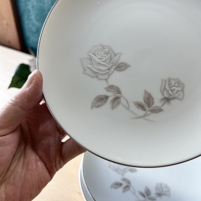 noritake ノリタケ ROSAY シルバ－ライン 薔薇 花柄 ケーキ皿 16cm