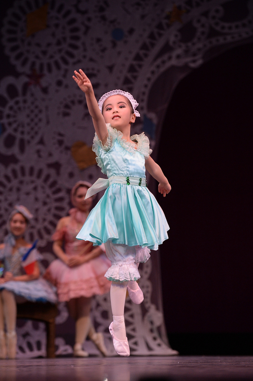 レンタル衣装 | 兵庫県宝塚市にあるバレエ教室「バレエスタジオ